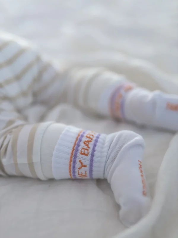 FAMVIBES - HEY BABY - Socken lavender | orange – Bild 3